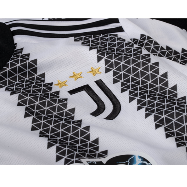 adidas Juventus Weston Mckennie Home Jersey w/ Champions League Patches 22/23 (White/Black)